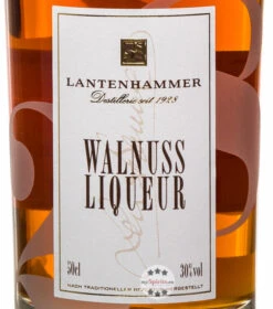 Lantenhammer Walnussliqueur -Spirituosengeschäft lantenhammer walnussliqueur 05 3